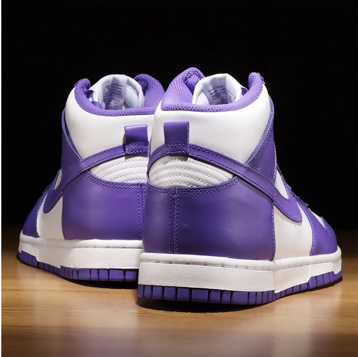 WMNS Nike Dunk High 